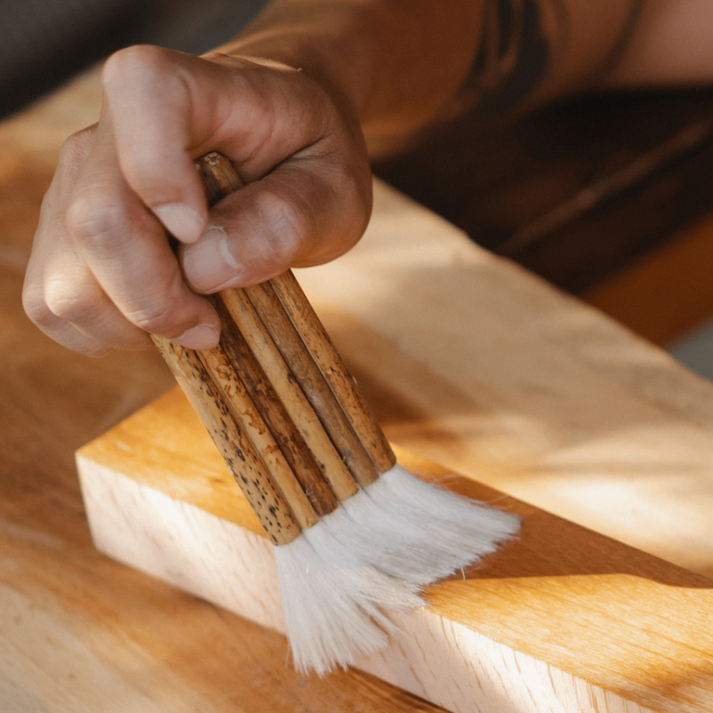 atelier vernis à bois